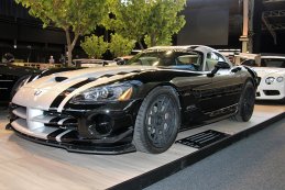 Chrysler Viper GTs-R