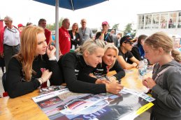 24H Zolder: Beelden van de handtekeningsessie