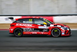 Franco Girolami - Monlau Competition Cupra León VZ TCR