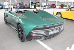 Aston Martin V12 Speedster