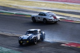 Robin Greenhalgh/Alan Greenhalgh/Jerome Greenhalgh & Mark Bates/James Bates - Shelby Cobra & Porsche 911