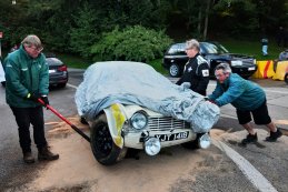 Nicholas King/Tim Mogridge/Mark Hales - Triumph TR4