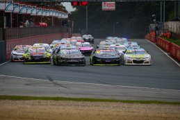 Start 2024 NASCAR Whelen Euro Series EuroNASCAR Pro Race 1