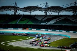 Start 2024 Asian Le Mans Series 4 Hours of Sepang Race 1