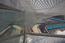 Yas Marina Circuit vanuit W Hotel Abu Dhabi