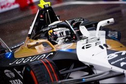 Nick Cassidy - Jaguar TCS Racing
