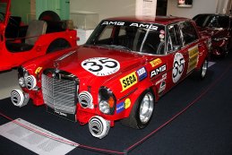 Mercedes 300 SEL 6.9 AMG 