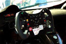 Stuur Bhaitech McLaren MP4-12C GT3