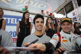 Zolder: De handtekeningsessie