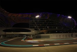 STP Racing with Sopp & Sopp - Porsche 991 GT3 Cup vs. Abu Dhabi Racing by Black Falcon - Mercedes SLS AMG GT3 voor Yas Viceroy