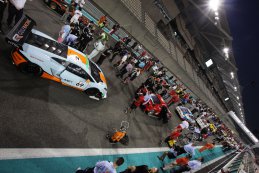 Startgrid race 2 Gulf 12 Hours 2014