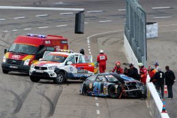 Race Rescue - Gabriela Arantes Prado - Record News Racing Team - Chevrolet Camaro
