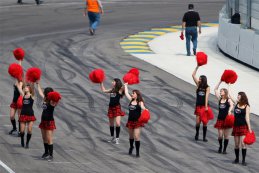 Cheerleaders Nascar Whelen Euro Series te Raceway Venray 