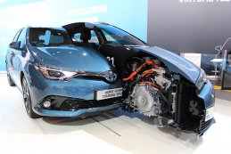 Toyota Auris Hybrid
