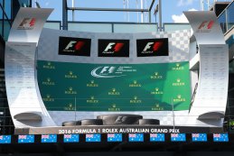 Het podium van Melbourne wacht op zijn  eerste klanten