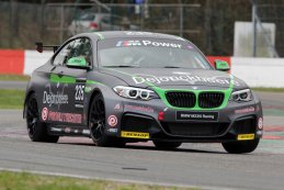 BMW M235i Racing