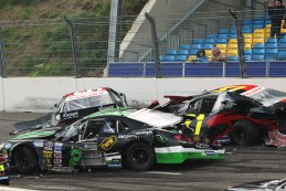 Crash Elite 1 NASCAR Whelen Euro Series Venray