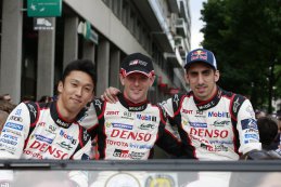 Kazuki Nakajima - Anthony Davidson - Sébastien Buemi