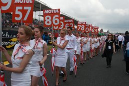 grid girls 24 Heures du Mans 2016