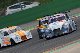 Track Torque 2 Rent Dominos, Leader Racing 1 & Top Loc Racing Team