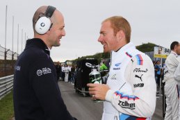Maxime Martin in gesprek met zijn ingenieur Marc Giannone