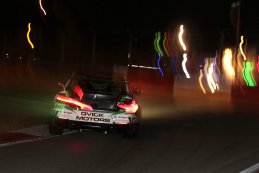 VR / Qvick Racing - BMW M235i Cup