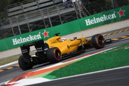 Kevin Magnussen - Renault Sport F1 Team