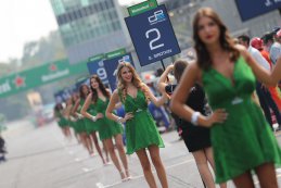 Grid Girls GP2 Italië 2016