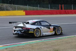 Proton Competition - Porsche 911 RSR