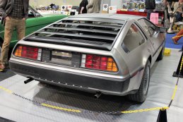 DeLorean DMC-12