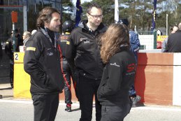 Zolder: Qualifying Race: Vrouwelijk schoon en de startgrid