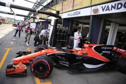 Stoffel Vandoorne - McLaren-Honda