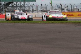 Porsche 919 Hybrid - Porsche 911 RSR
