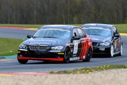 Skylimit Yokohama Racing Team - BMW E90 325i