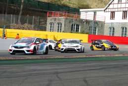 start TCR Benelux Trophy race