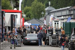 Sfeerbeeld paddock 24 Hours of Spa 2017