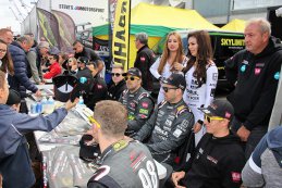 Belgium Racing tijdens signeersessie 2017 24 Hours of Zolder