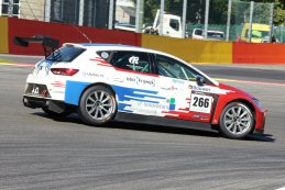 Ferry Monster Autosport - Leon Cupra TCR