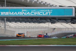 McLaren Customer Racing - McLaren 720S vs. Kessel Racing - Ferrari 488 GT3