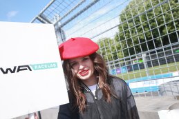 grid girl 2019 Paris E-Prix