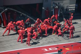 Pitstop van Charles Leclerc