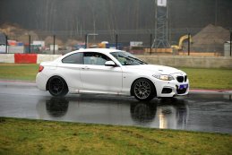 BMW M2 CS