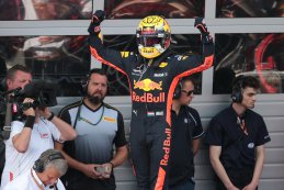 Zege voor Max Verstappen in Oostenrijk