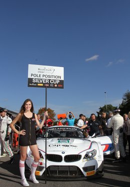 Zolder: Startgrid en babes bij de main race
