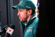 Fernando Alonso blijft bij Aston Martin