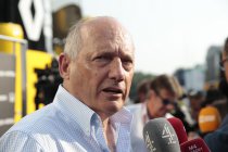 Ex-McLaren baas Ron Dennis aast op Manor