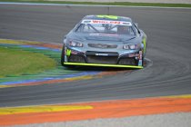 Valencia: Polesitter Kumpen pakt eerste seizoenszege
