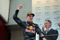 Spanje: Rosberg en Hamilton botsen - Verstappen wint!