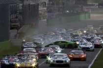 Monza: Rode vlag na massacrash bij de start (+ Video)