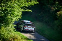 Duitsland: Neuville knabbelt terug